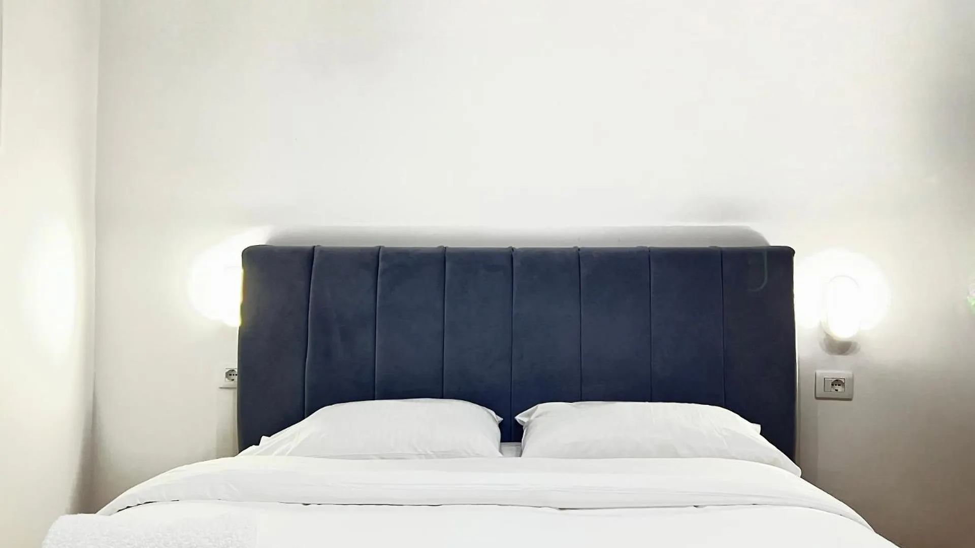 Tirana Square Hotel Albania